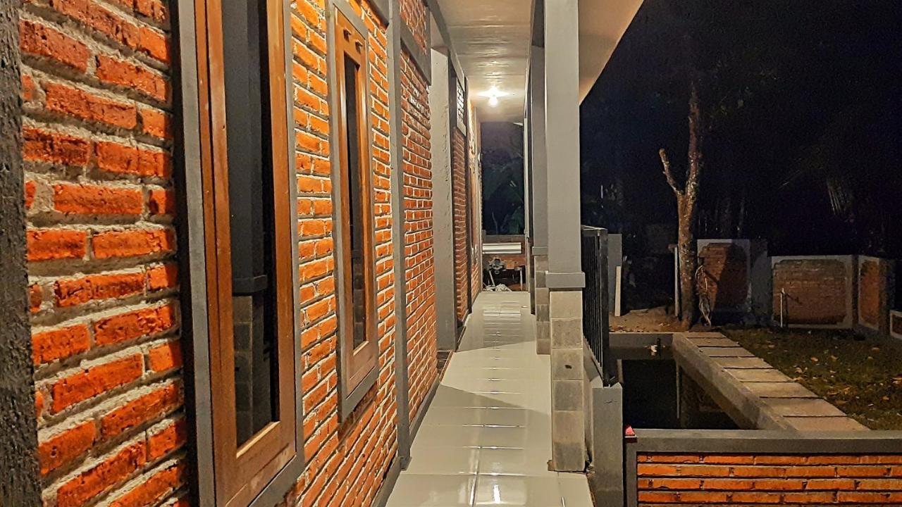 Kelapa Gading Villas Banyuwangi  Exterior photo